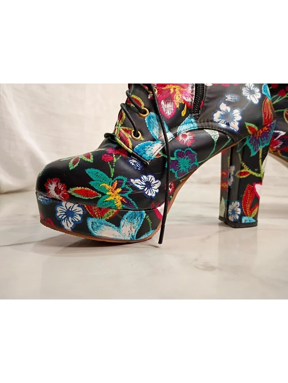 Womens Faux Leather Lace Up Platform Block Heels Embroidery Floral Ankle Boots